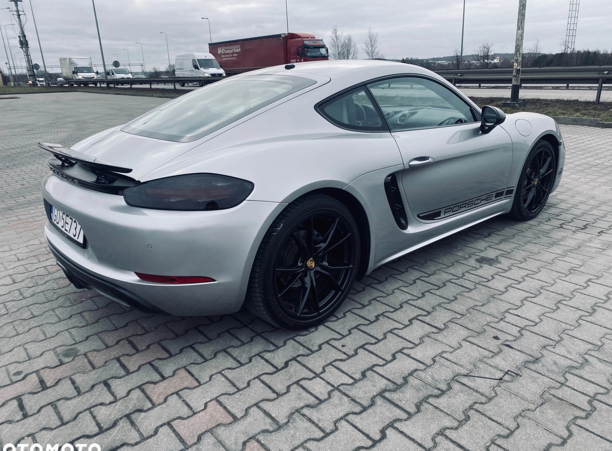 Porsche 718 Cayman cena 210000 przebieg: 48500, rok produkcji 2018 z Gdynia małe 596